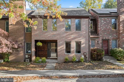 $450,000 | 9453 Clocktower Lane, Columbia, MD 21046