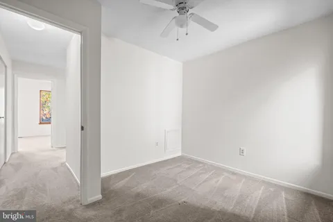 $450,000 | 9453 Clocktower Lane, Columbia, MD 21046