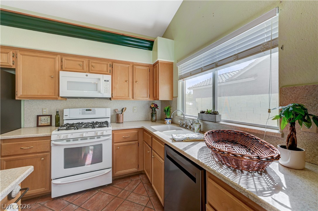 1112 Indiana Court Henderson, NV 89015 - Photo 21 of 77