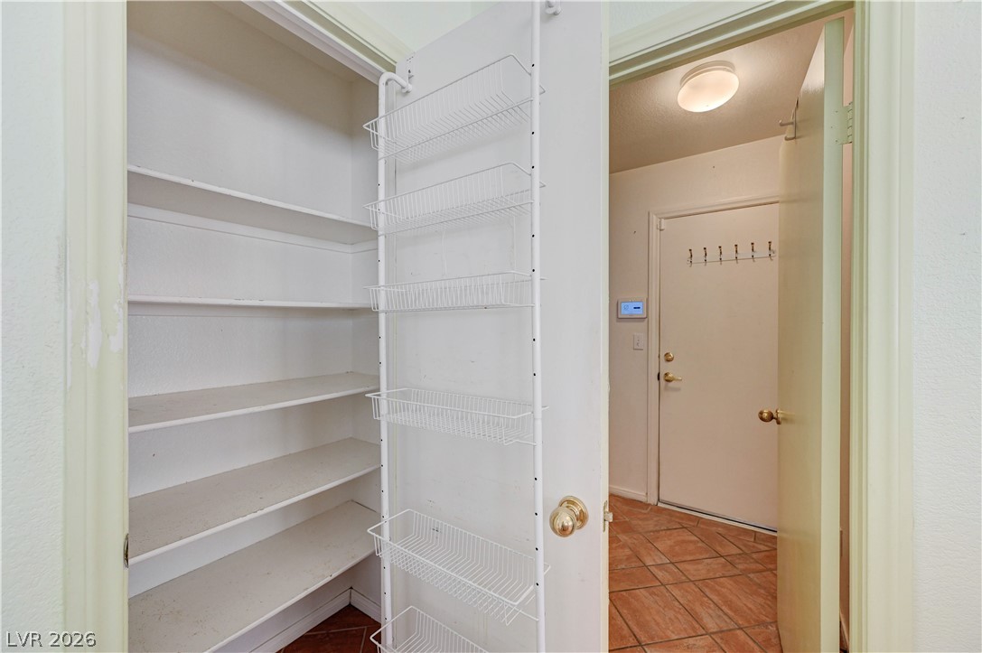 1112 Indiana Court Henderson, NV 89015 - Photo 31 of 77