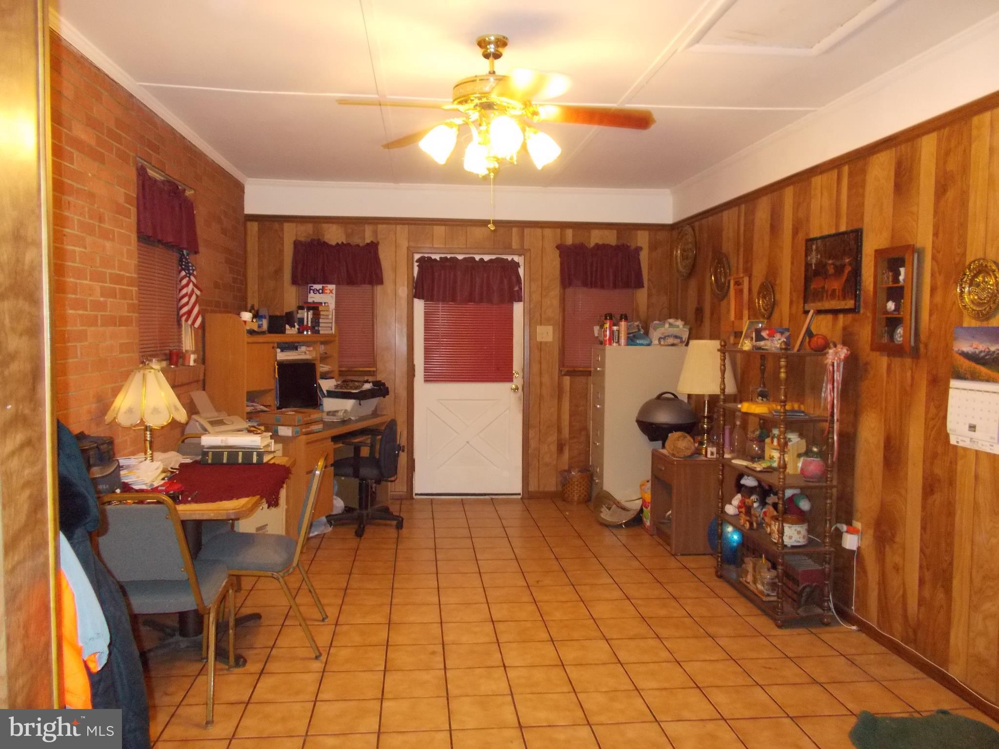 16613 Fairview Road Hagerstown, MD 21740 - Photo 14 of 22 Interior (General)