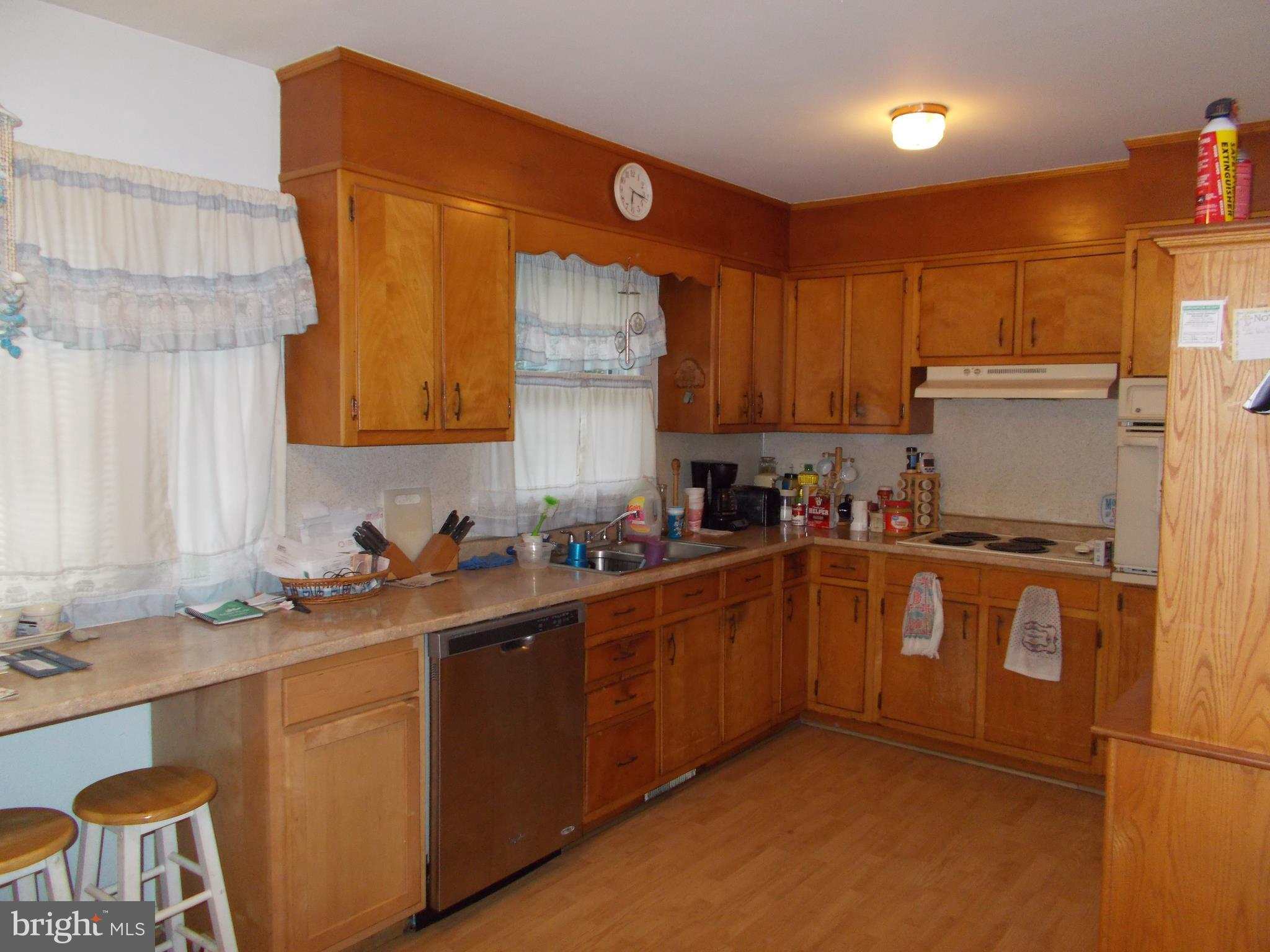 16613 Fairview Road Hagerstown, MD 21740 - Photo 7 of 22 Kitchen
