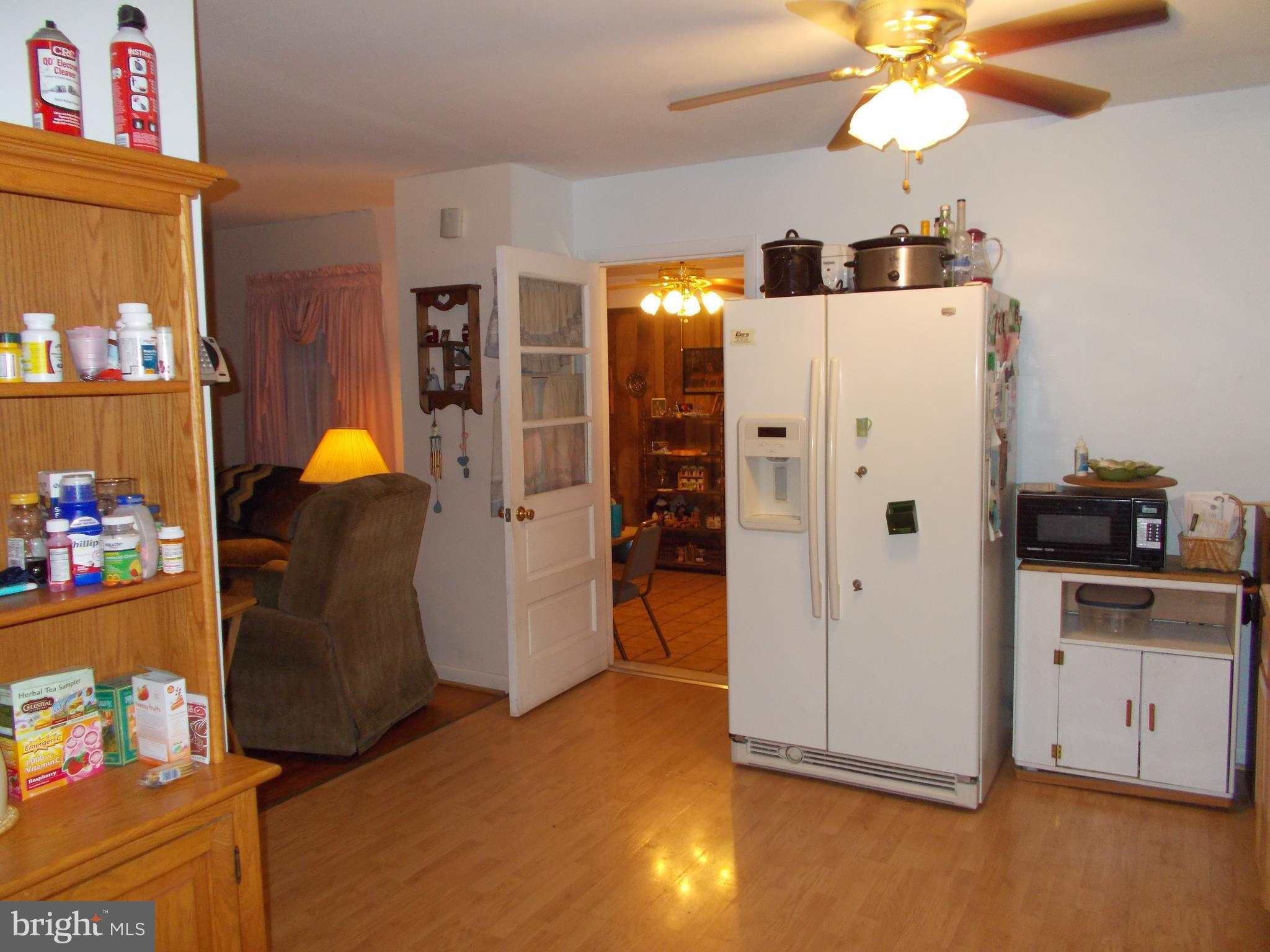 16613 Fairview Road Hagerstown, MD 21740 - Photo 8 of 22 Kitchen