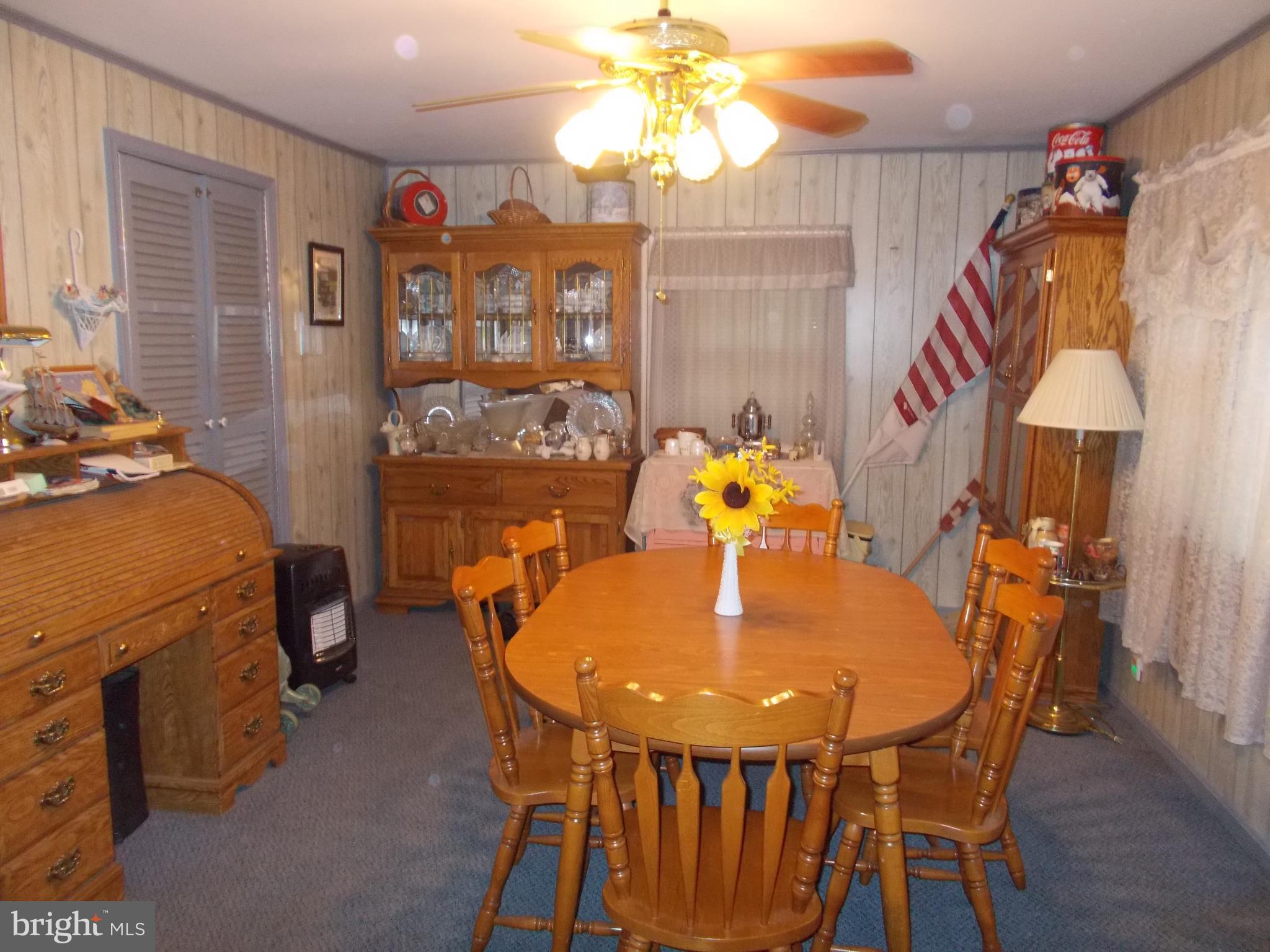 16613 Fairview Road Hagerstown, MD 21740 - Photo 9 of 22 Dining Room