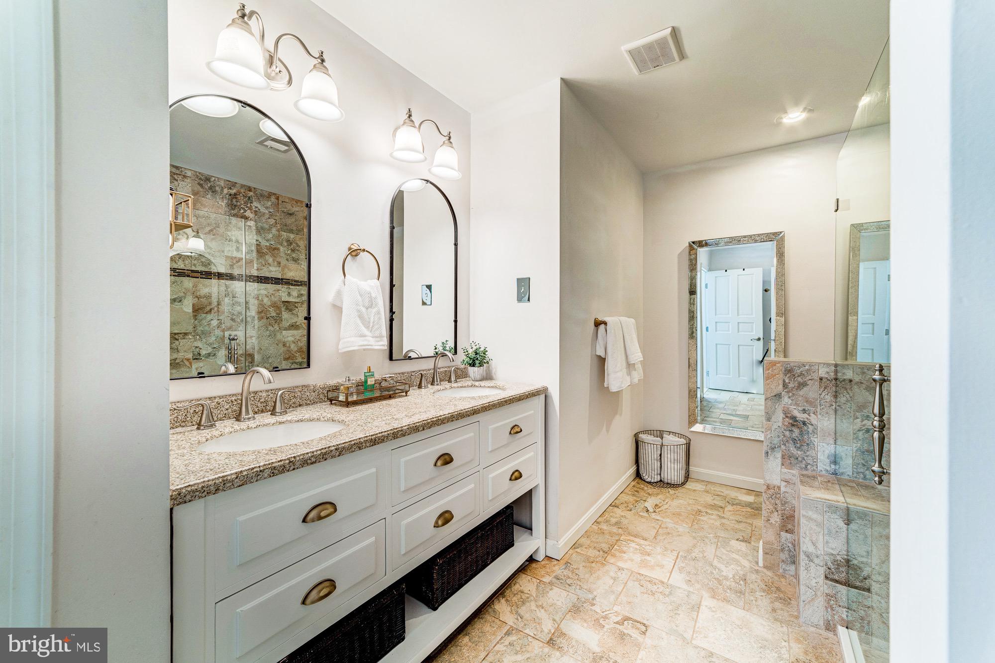 6426 Wainfleet Court Springfield, VA 22152 - Photo 34 of 37 Luxury master bathroom w/ double sinks