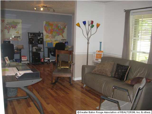 16175 Shenandoah Avenue Baton Rouge, LA 70817 - Photo 3 of 21