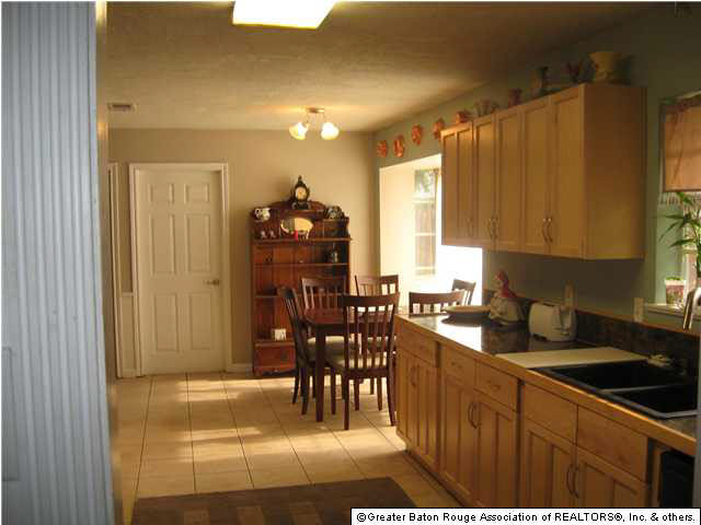 16175 Shenandoah Avenue Baton Rouge, LA 70817 - Photo 5 of 21