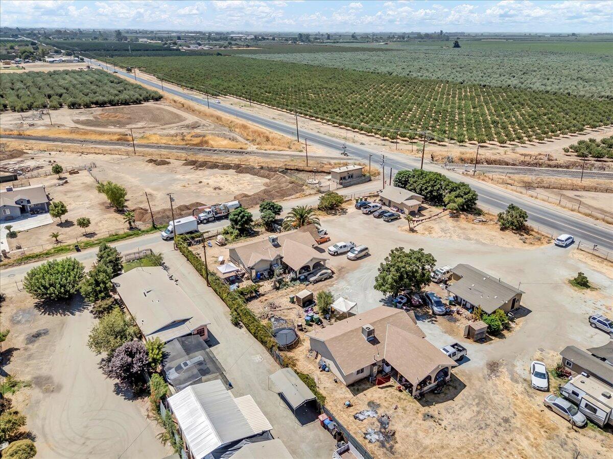 25250 Road 216 Lindsay, CA 93247 - Photo 13 of 26
