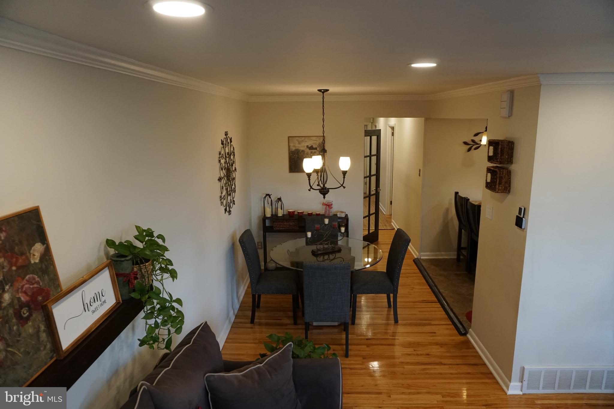 9988 Woodfern Road Philadelphia, PA 19115 - Photo 11 of 40 Gallery Image 11