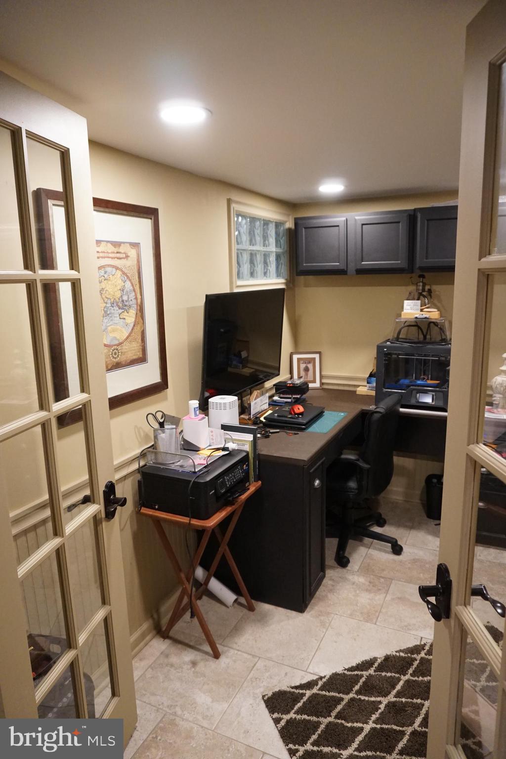 9988 Woodfern Road Philadelphia, PA 19115 - Photo 35 of 40 Gallery Image 35