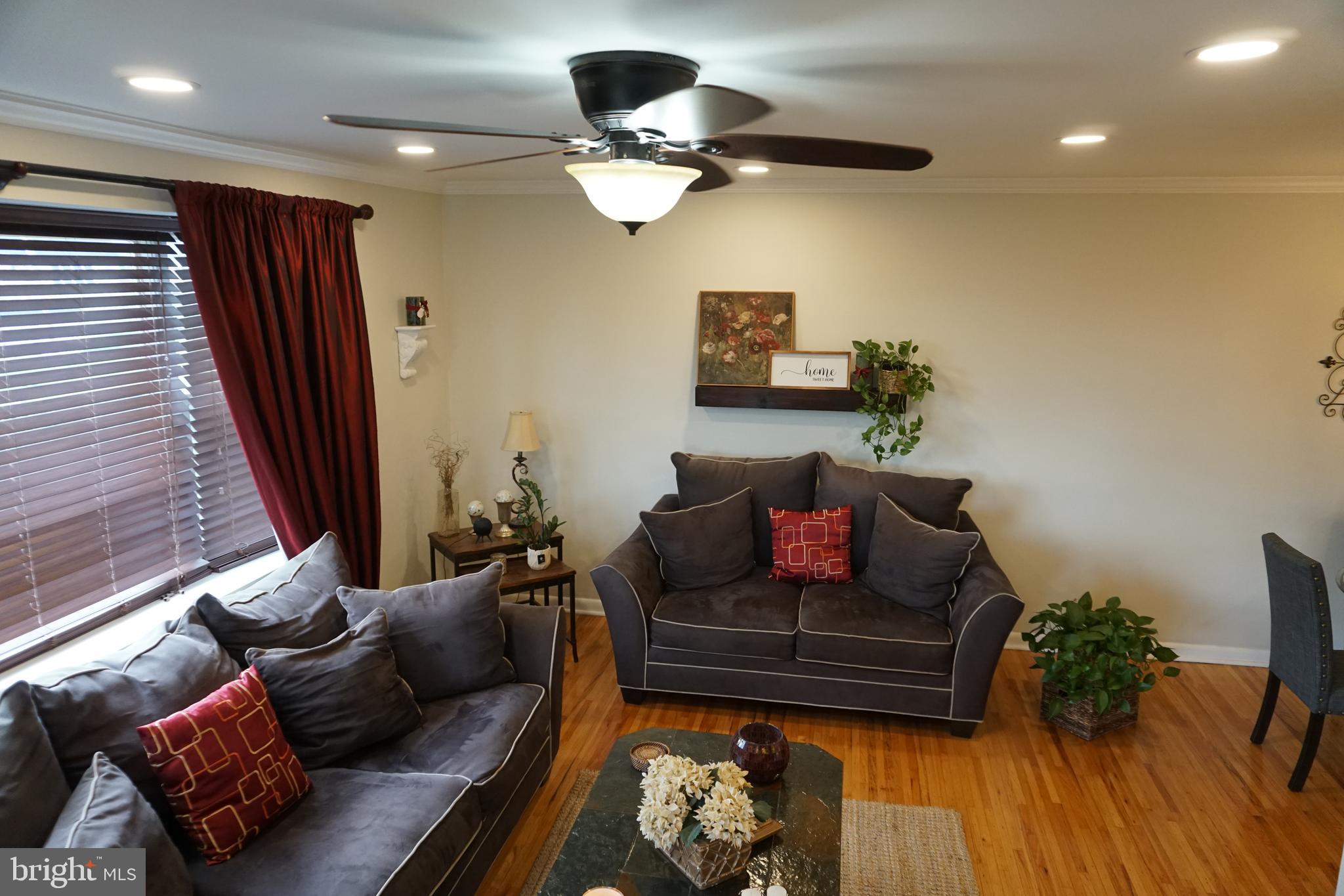 9988 Woodfern Road Philadelphia, PA 19115 - Photo 7 of 40 Gallery Image 7