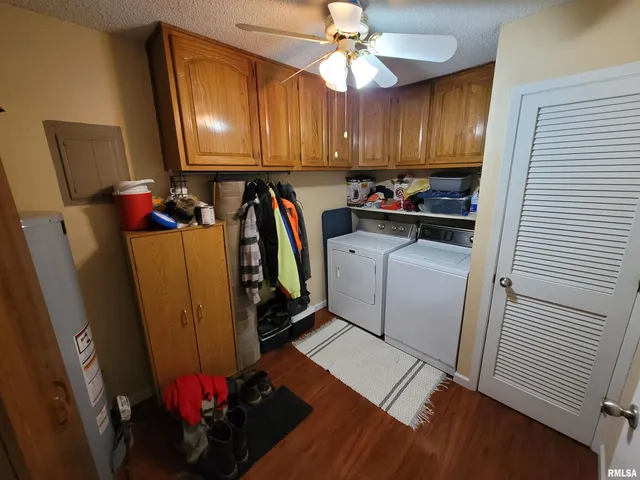 $174,000 | 437 Prairie View Drive, Salem, IL 62881