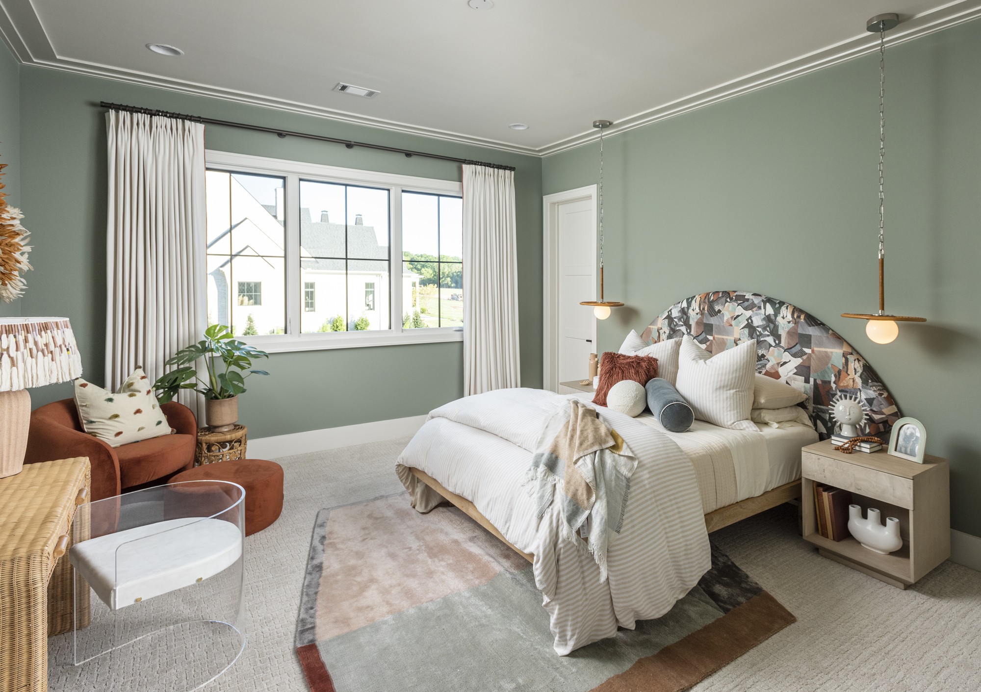 1549 Sunset Road Brentwood, TN 37027 - Photo 26 of 43 a bedroom with a bed and a couch