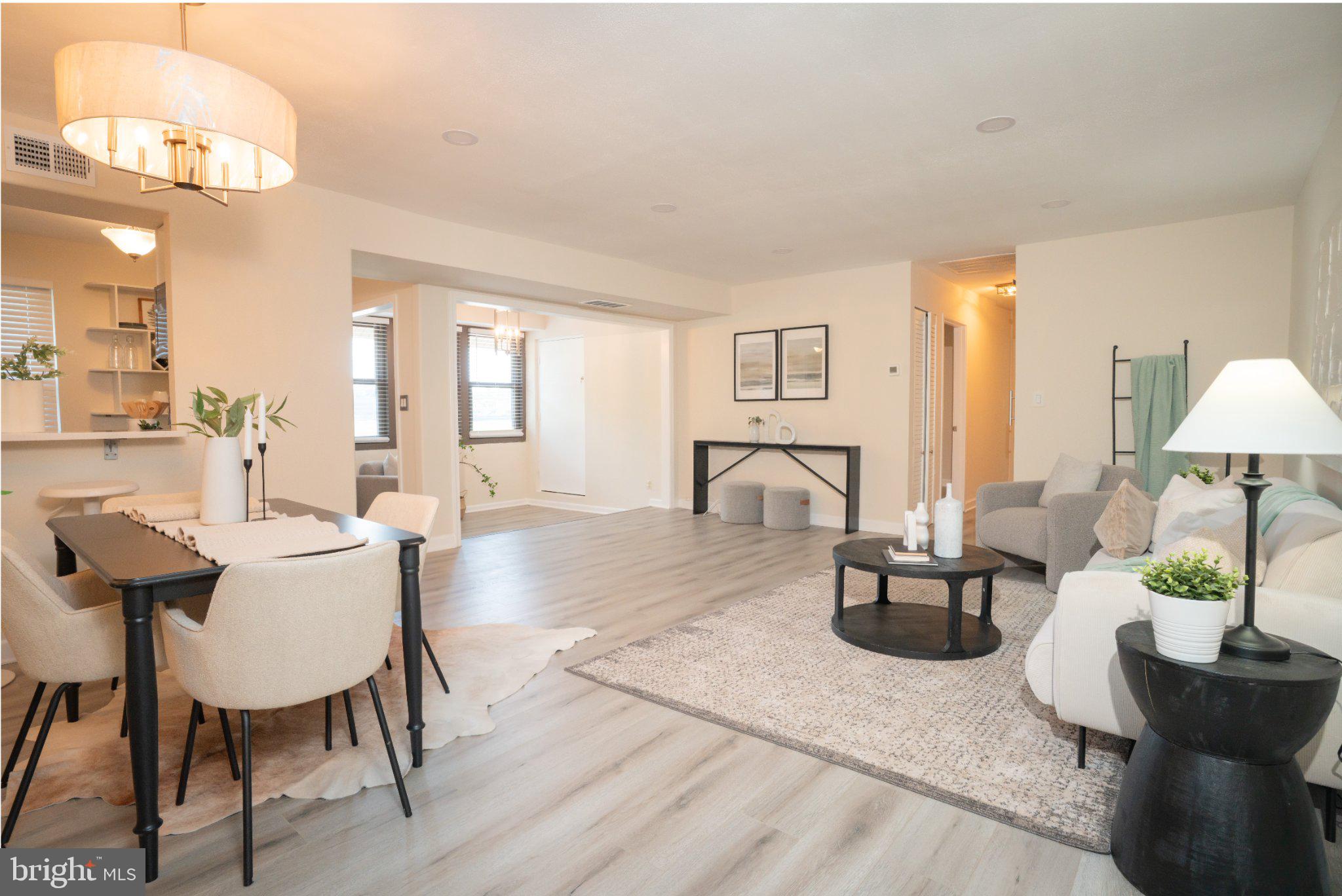 5860 Thunder Hill Road, Unit C1 Columbia, MD 21045 - Photo 14 of 22 Spacious, modern living area awaits you.