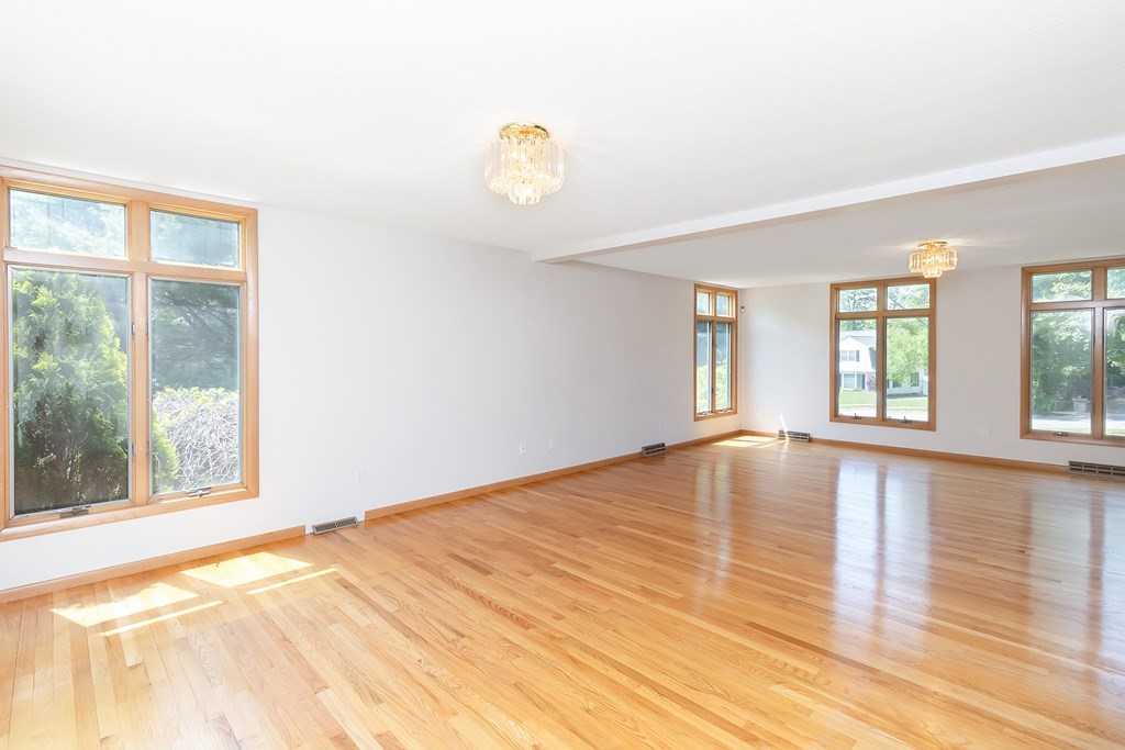 5 Old Farm Road Wilbraham, MA 01095 - Photo 12 of 39 Gallery Image 12
