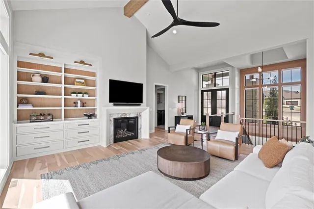 $2,750,000 | 7390 North National Drive, Parkville, MO 64152