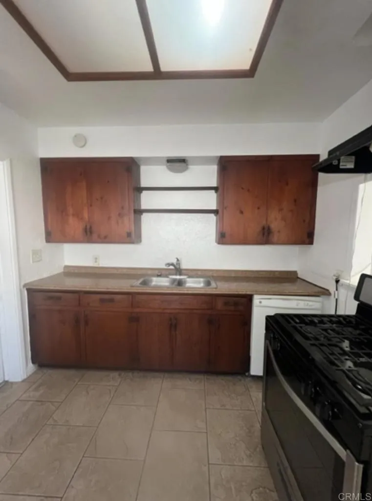 321 Roanoke Road El Cajon, CA 92020 - Photo 6 of 18