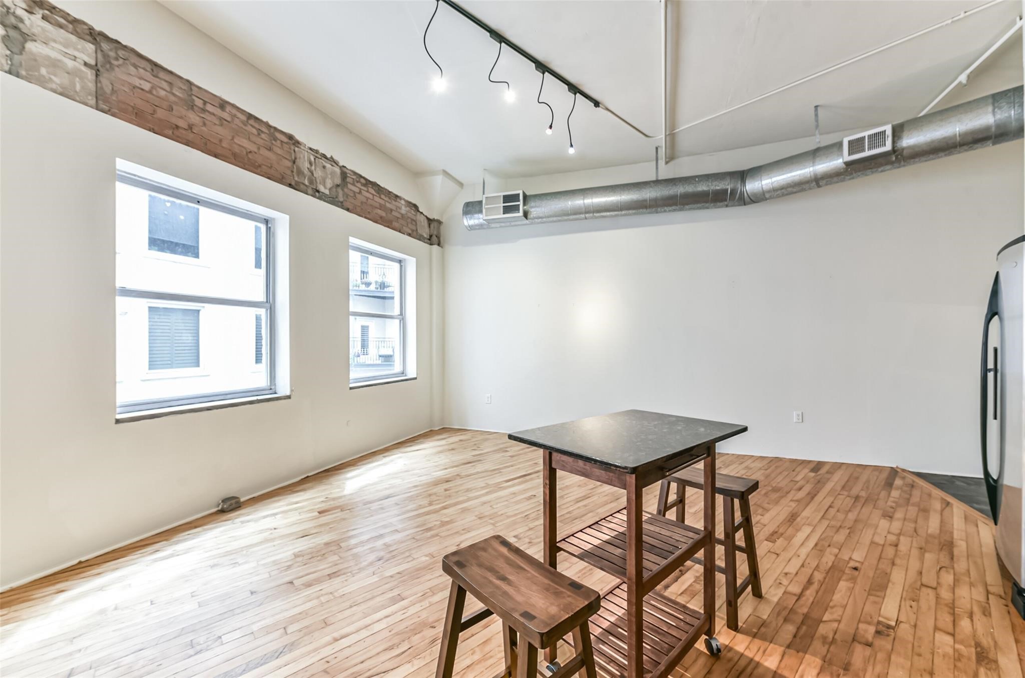 705 Main Street, Unit 511 Houston, TX 77002 - Photo 4 of 29