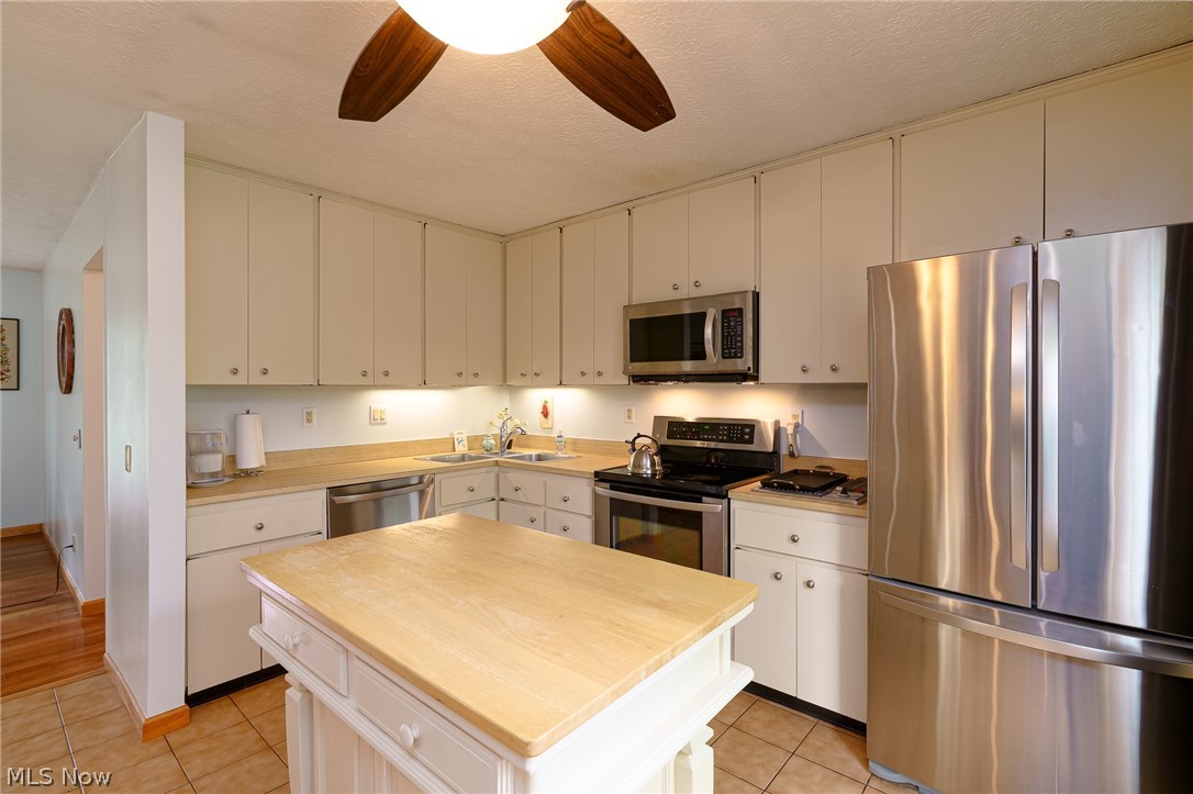 10804 Watercress Road Strongsville, OH 44149 - Photo 7 of 31