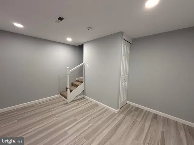 $3,000 | 679 Trenton Road, Fairless Hills, PA 19030