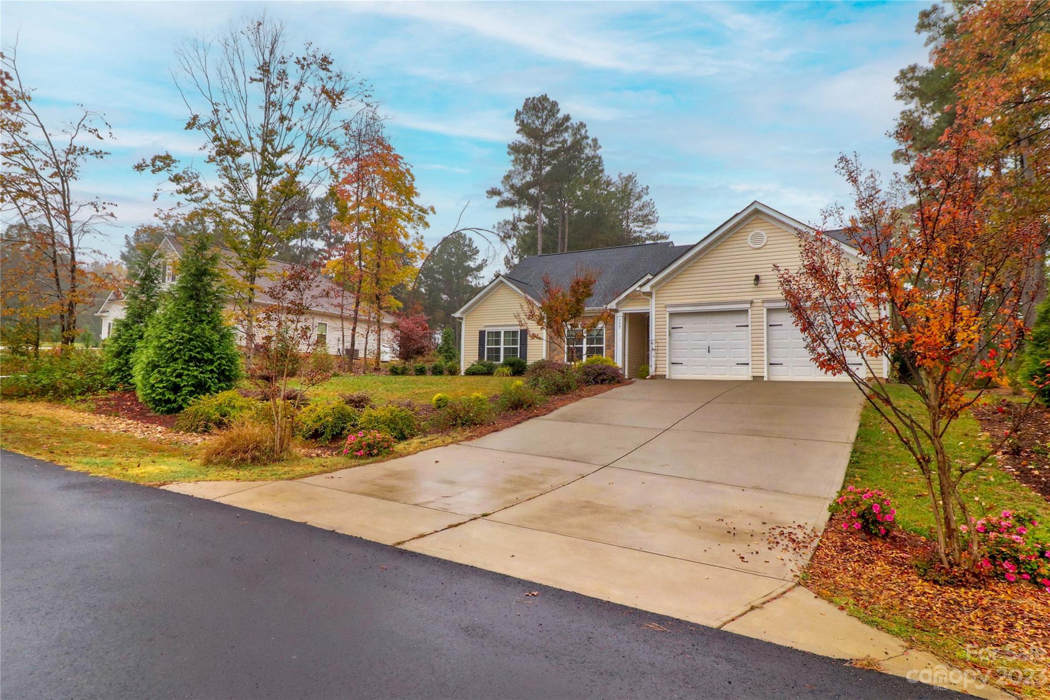 117 Windstone Drive Troutman, NC 28166 - Photo 2 of 40