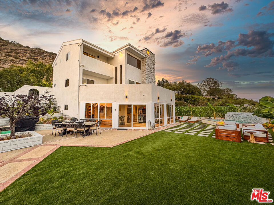 31271 Bailard Road Malibu, CA 90265 - Photo 4 of 38