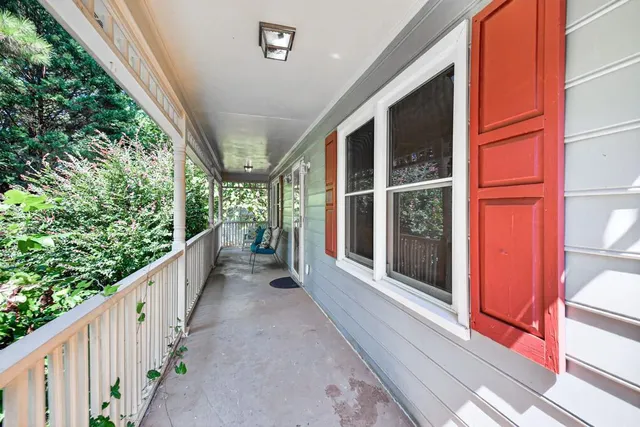 $330,000 | 262 Harmony Grove Road, Lilburn, GA 30047