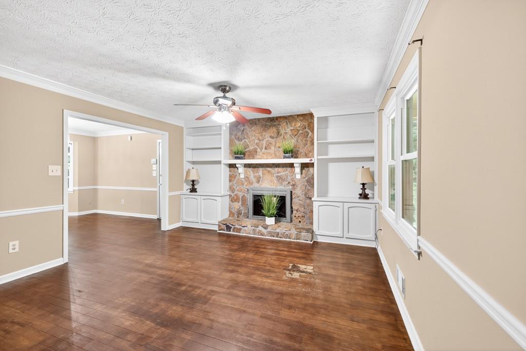 262 Harmony Grove Road Lilburn, GA 30047 - Photo 4 of 35