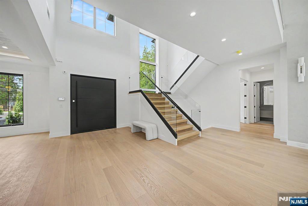 592 Piermont Road Demarest, NJ 07627 - Photo 2 of 50