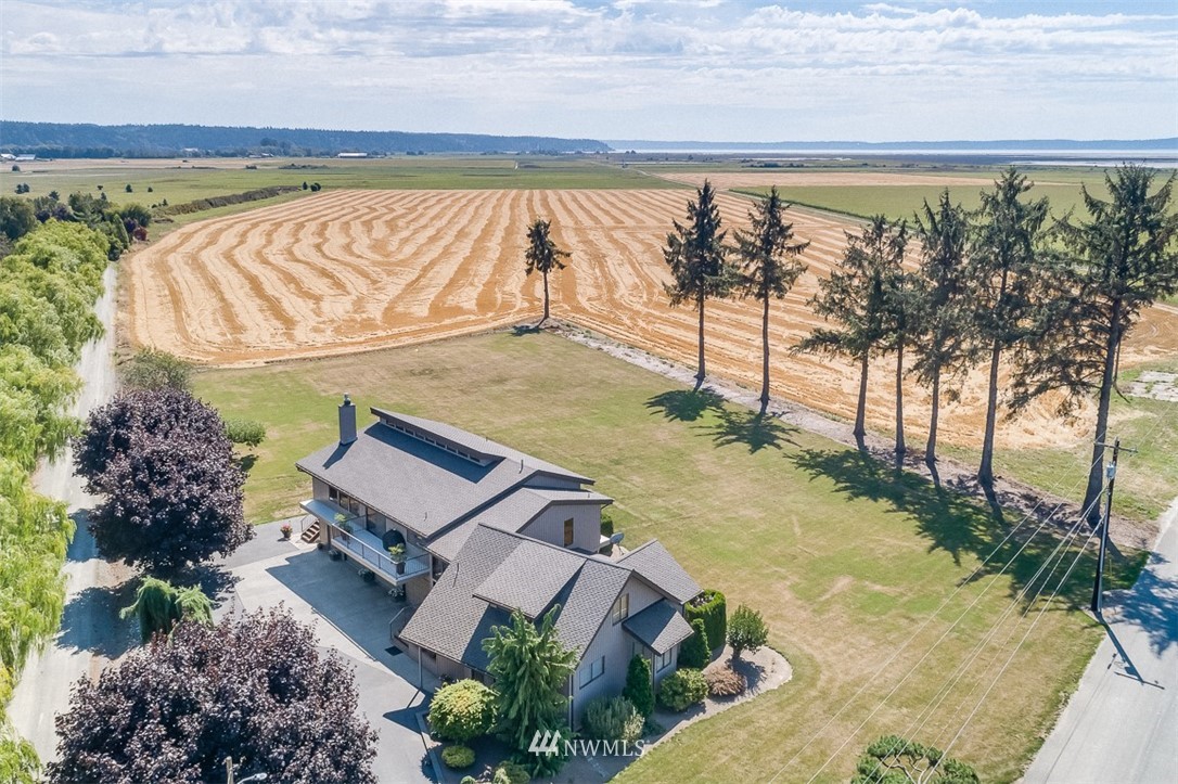 9414 Thomle Road Stanwood, WA 98292 - Photo 2 of 36 Gallery Image 2