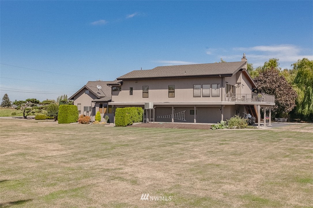 9414 Thomle Road Stanwood, WA 98292 - Photo 7 of 36 Gallery Image 7
