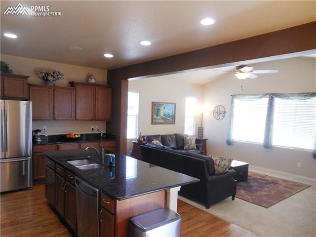 967 Spectrum Loop Colorado Springs, CO 80921 - Photo 5 of 36 Gallery Image 5
