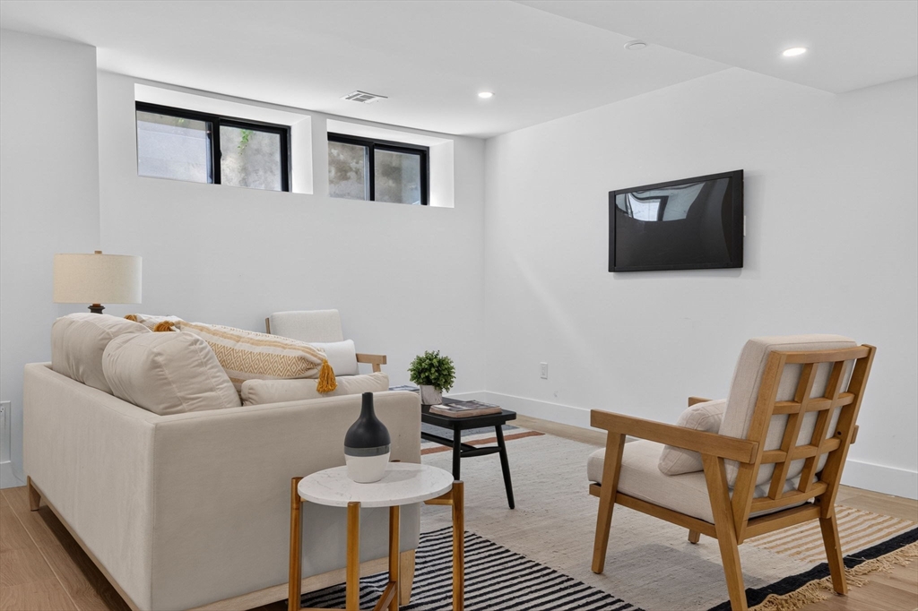 24 Spring Hill Terrace, Unit A Somerville, MA 02143 - Photo 21 of 36