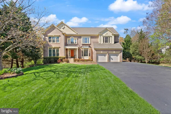 $1,500,000 | 12212 Jonathons Glen Way, Herndon, VA 20170