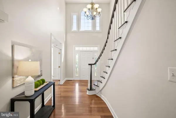 $1,500,000 | 12212 Jonathons Glen Way, Herndon, VA 20170
