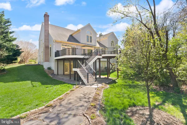 $1,500,000 | 12212 Jonathons Glen Way, Herndon, VA 20170