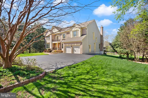 $1,500,000 | 12212 Jonathons Glen Way, Herndon, VA 20170