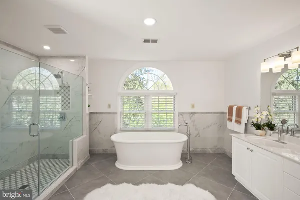 $1,500,000 | 12212 Jonathons Glen Way, Herndon, VA 20170