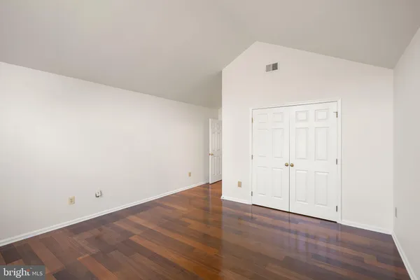 $1,500,000 | 12212 Jonathons Glen Way, Herndon, VA 20170