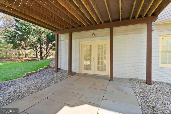 $1,500,000 | 12212 Jonathons Glen Way, Herndon, VA 20170