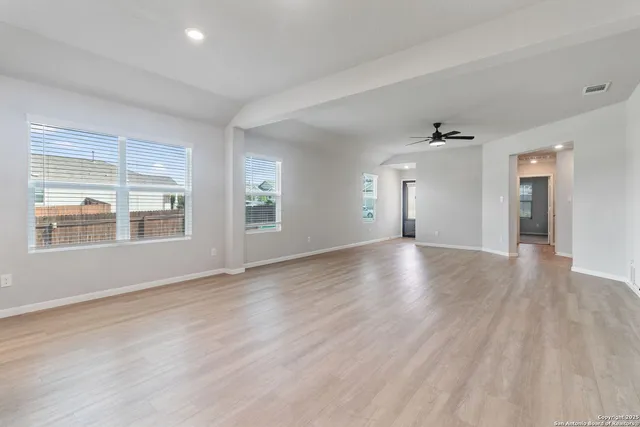 $2,200 | 31543 Meander Lane, Bulverde, TX 78163