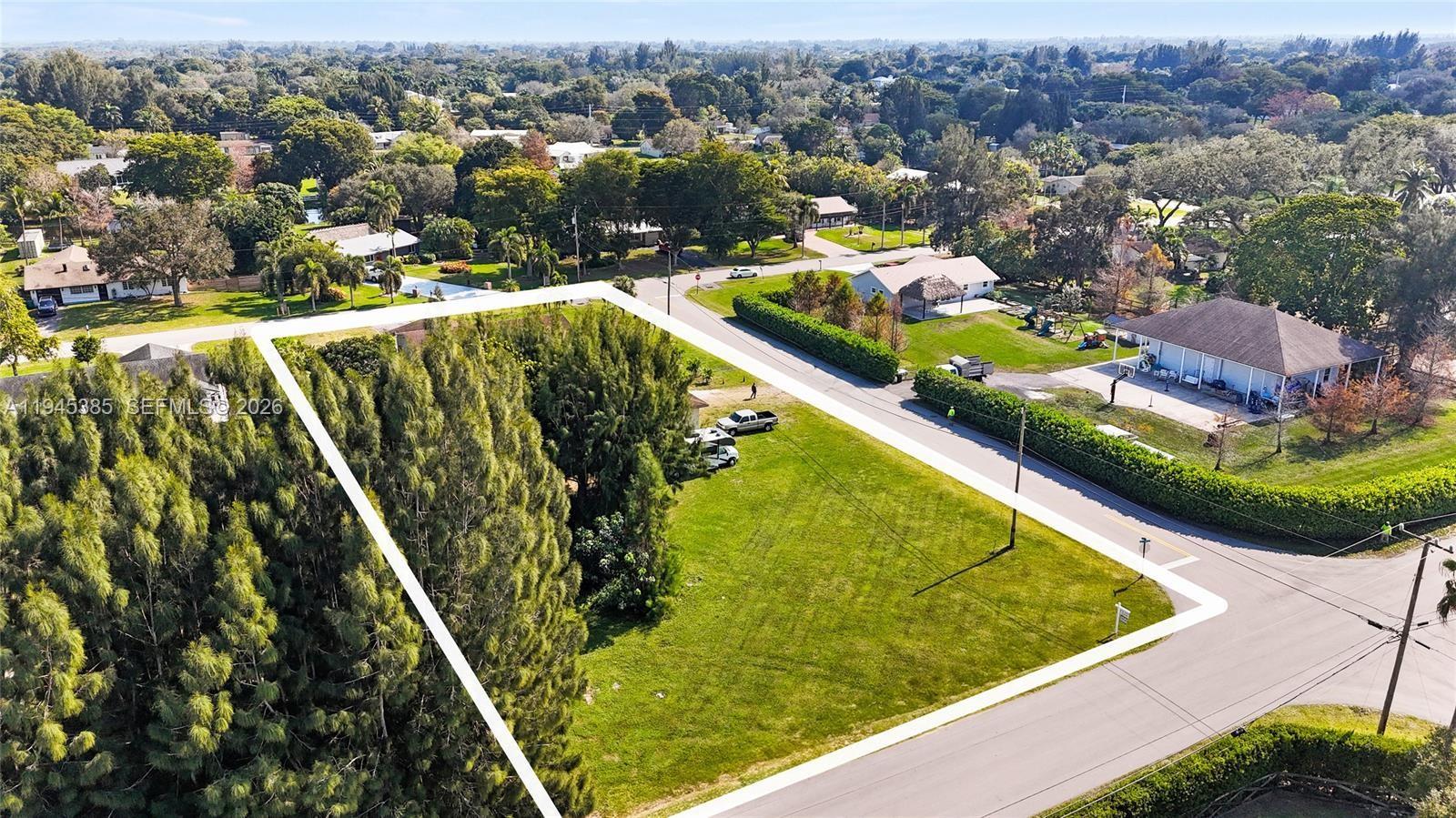 4841 Southwest 201st Terrace Southwest Ranches, FL 33332 - Photo 4 of 16 an aerial view of swimming pool