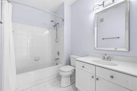 $525,000 | 5108 Donovan Drive, Unit 108, Alexandria, VA 22304