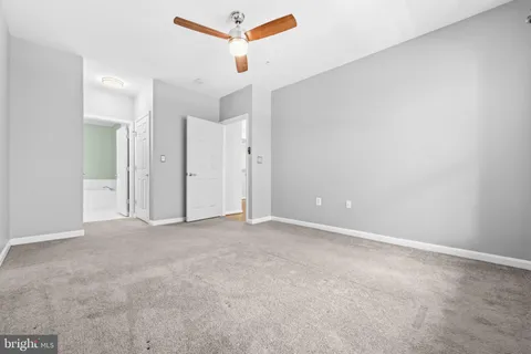 $525,000 | 5108 Donovan Drive, Unit 108, Alexandria, VA 22304