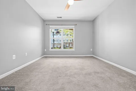 $525,000 | 5108 Donovan Drive, Unit 108, Alexandria, VA 22304