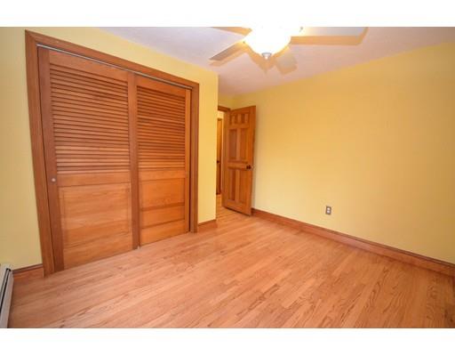 300 8 Lots Road Sutton, MA 01590 - Photo 13 of 19