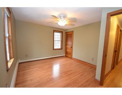 300 8 Lots Road Sutton, MA 01590 - Photo 15 of 19