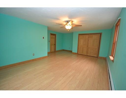 300 8 Lots Road Sutton, MA 01590 - Photo 17 of 19