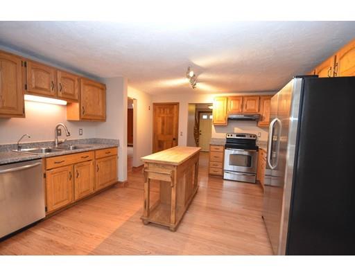 300 8 Lots Road Sutton, MA 01590 - Photo 5 of 19