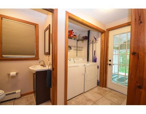 300 8 Lots Road Sutton, MA 01590 - Photo 6 of 19